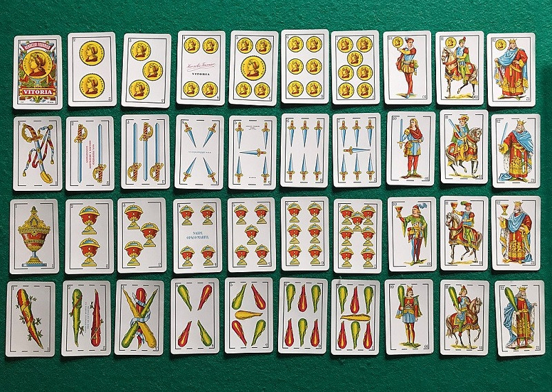 Cartas en el juego de la escoba