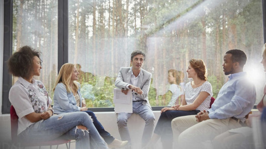 Beneficios de acudir a terapia de grupo