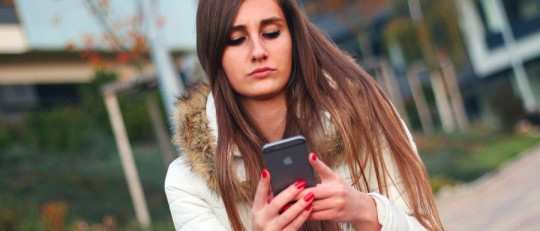 Cómo afecta a los jóvenes la dependencia de las redes sociales