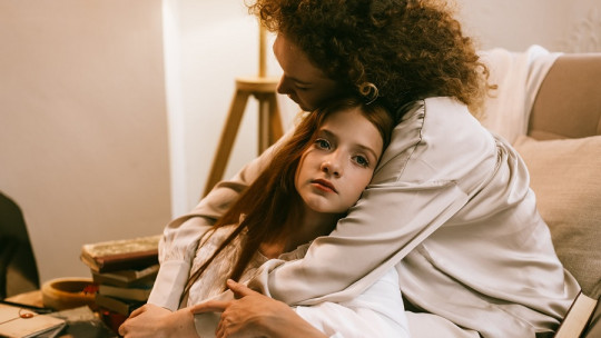Claves para una relación sana entre padres e hijos adolescentes