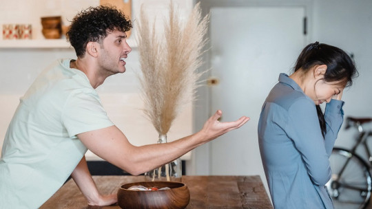 Estrés por discrepancia masculina