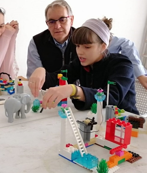 Lego y familia