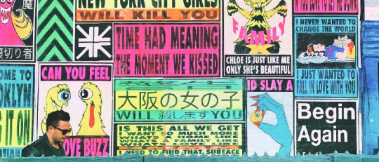 Carteles publicitarios.