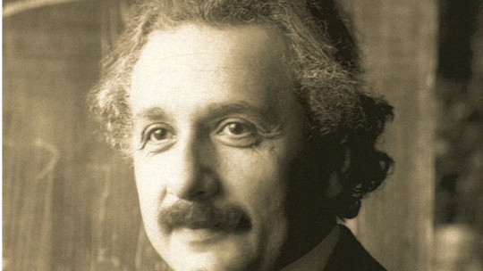 Biografía de Albert Eistein