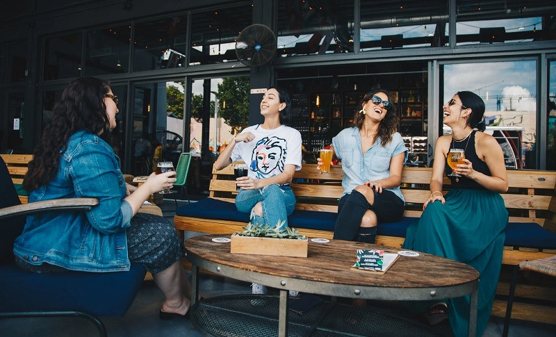 Cómo hacer amigos tras divorciarse