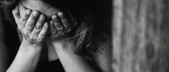 Mujer llorando.
