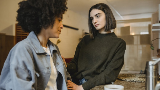 Cómo salir de la dependencia emocional en una amistad