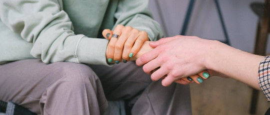 Cómo actuar ante un brote psicótico