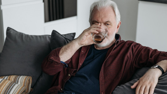Por qué el alcohol afecta negativamente a nuestro estado de ánimo