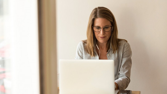 Qué necesitas para ejercer terapia online