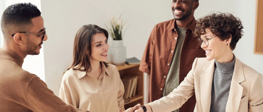 Los 10 pasos para convertirte en un imán para tus clientes