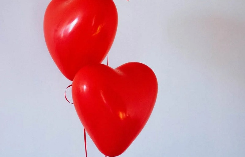 Teoría triangular del amor