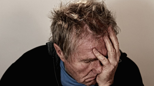 Signos del alcoholismo en la cara
