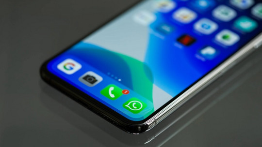 Análisis de conversaciones de WhatsApp para probar casos de violación
