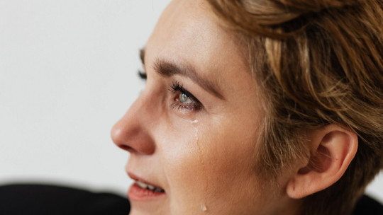 Cómo priorizar nuestra salud mental al gestionar un proceso de duelo