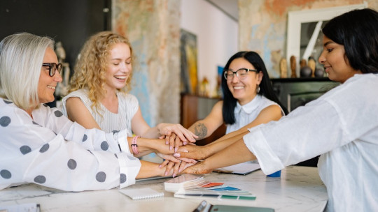 ¿Qué procesos de desarrollo de personas realizan los profesionales de RRHH?