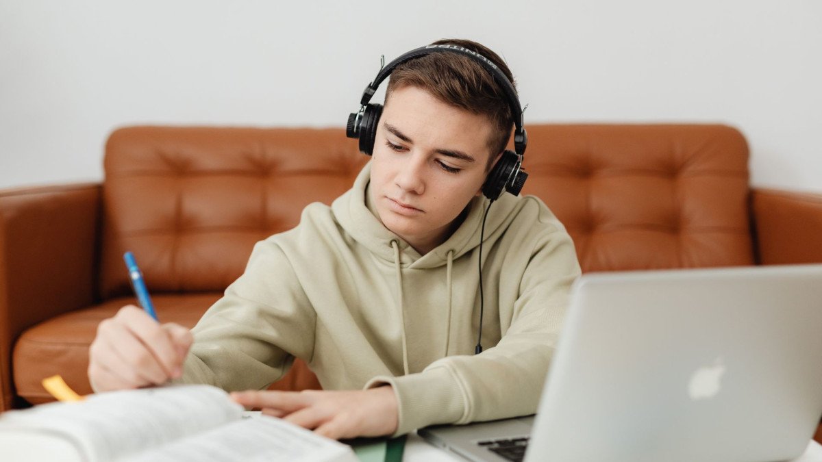 estudiar-con-musica