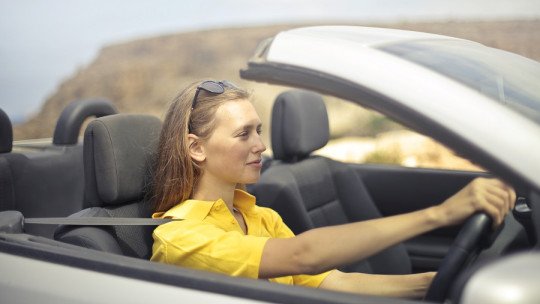 Las 6 Distracciones más frecuentes al Conducir