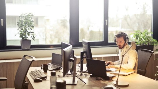 El Riesgo de delegar tu motivación: conecta con tu trabajo antes de salir de casa