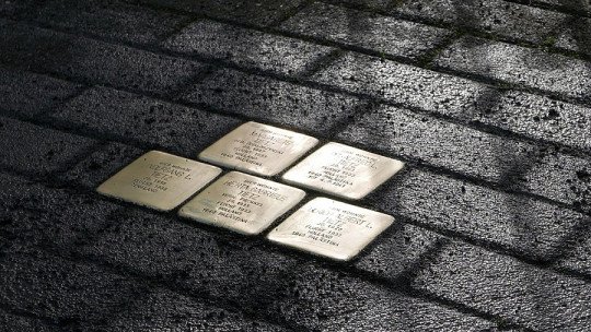 Los Stolpersteine