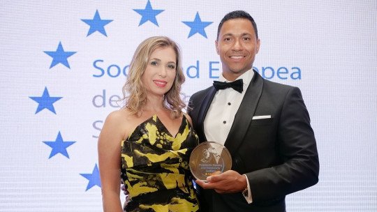 Consulta Psicológica Despertares, galardonada con el premio Dr. Fleming