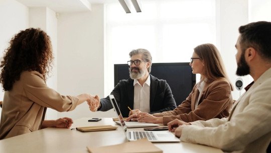 ¿Cómo influyen en nuestras relaciones los Sesgos Cognitivos?
