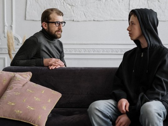 ¿Cómo contarle a mi hijo que tengo un problema con el Alcohol?