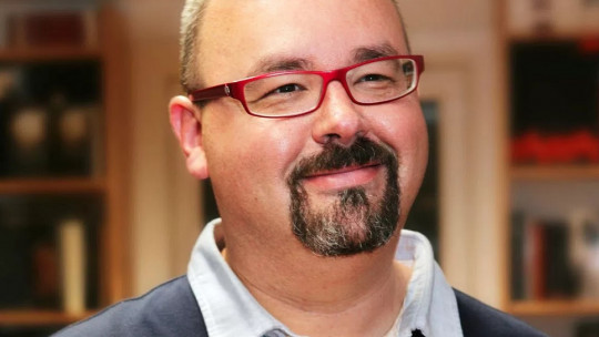Carlos Ruiz Zafón.