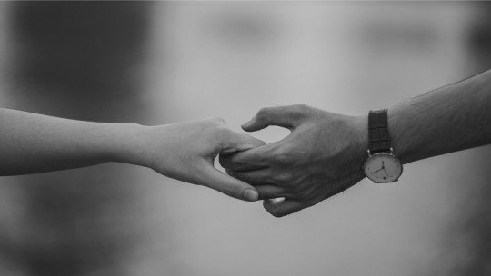 Cómo gestionar la ansiedad que genera que tu pareja te pida 'un tiempo'