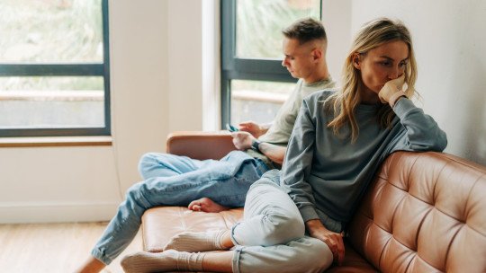 como-influye-presion-social-tener-pareja