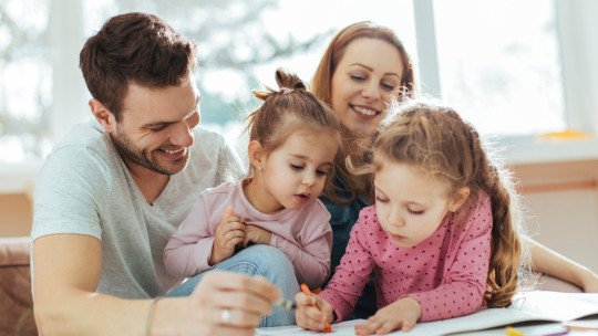 como-fijar-limitos-hijos-durante-crianza-estrategias