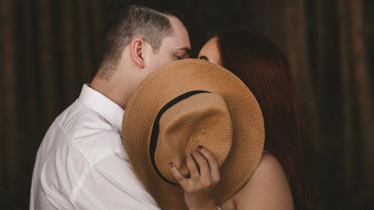 Besos.