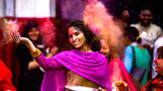 Festival holi significado cultura hindú