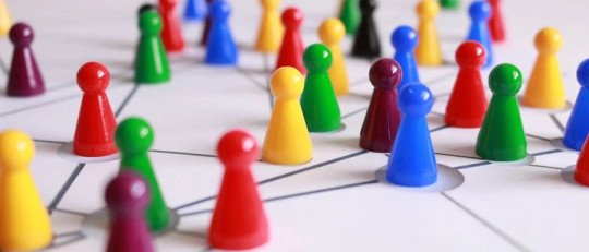 Grupos multifamiliares o el arte de la terapia en cadena