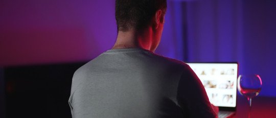 Así es como el consumo excesivo de pornografía se convierte en un problema