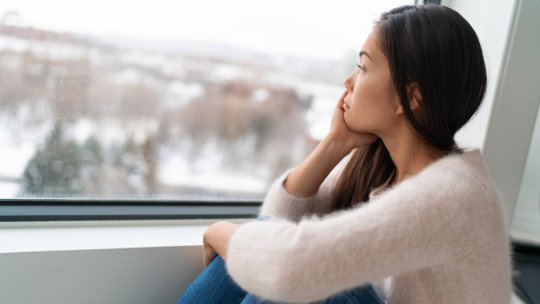 “Si yo hubiera”: culpa inconsciente, obsesión y cómo soltar el pasado