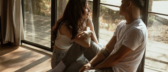 Las parejas con alta inteligencia emocional conectan mejor
