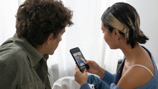 El exceso del uso del smartphone como eje de los problemas en la pareja