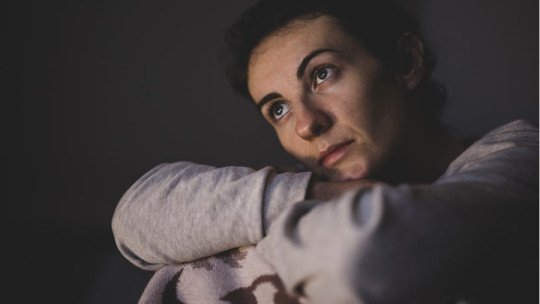 De la madre narcisista a la pareja tóxica: trabajar la herida materna para romper el patrón