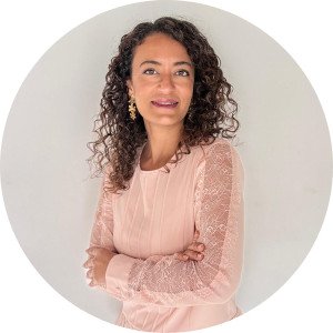 Angela Cataño V.