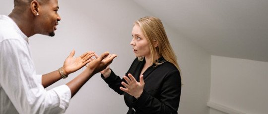 Por qué algunas personas se sienten incómodas cuando las tratan bien
