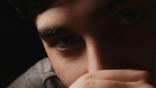Cómo el miedo al compromiso sentimental está limitando tu bienestar emocional