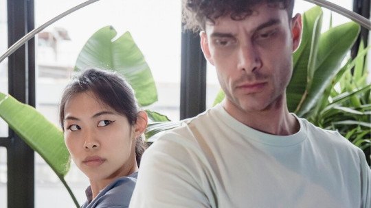 Qué son los celos retroactivos y cómo afectan las relaciones de pareja