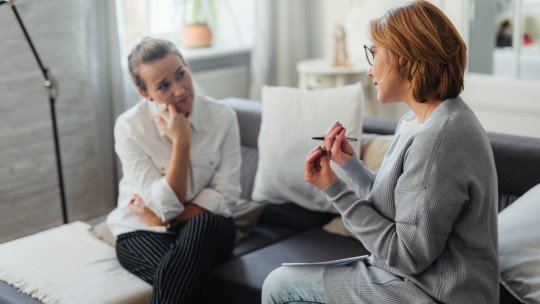 Cómo elegir psicólogo: las claves para encontrar un terapeuta adecuado para ti