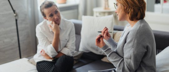 Cómo elegir psicólogo: las claves para encontrar un terapeuta adecuado para ti