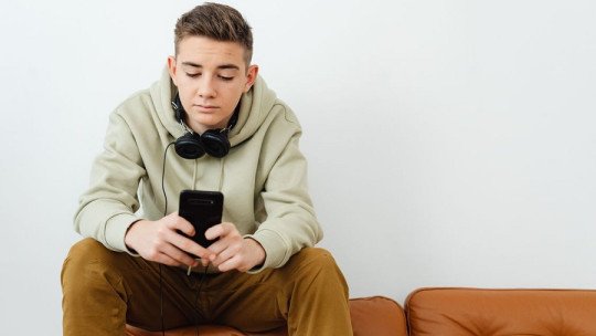 ¿La fobia social favorece el uso excesivo de redes sociales?