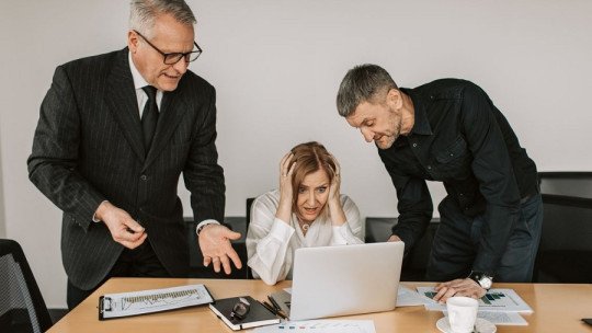 ¿Cómo puede la Psicología ayudar ante el Acoso Laboral?