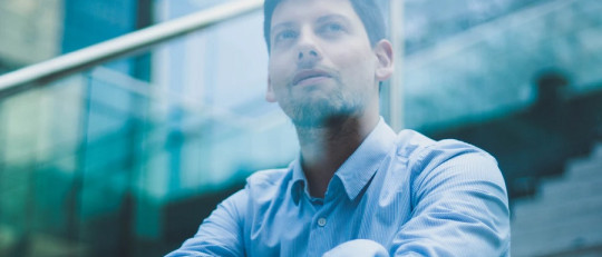 El modelo jerárquico ERC de Alderfer