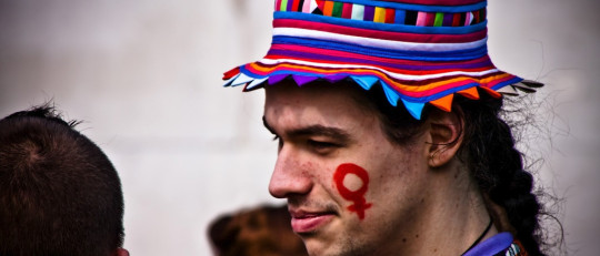 ¿Qué es el hembrismo y en qué se diferencia del feminismo?