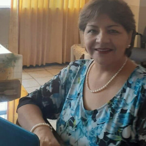 Elena Zapata Fernández